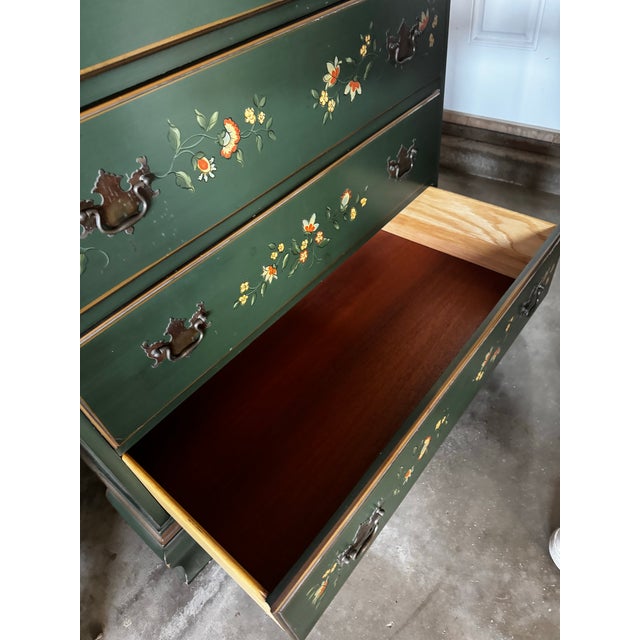 Vintage Drexel Dresser/Chest - Deep Green With Custom Chinoiserie-Inspired Hand-Painted Floral Lacquer Finish For Sale In Los Angeles - Image 6 of 10