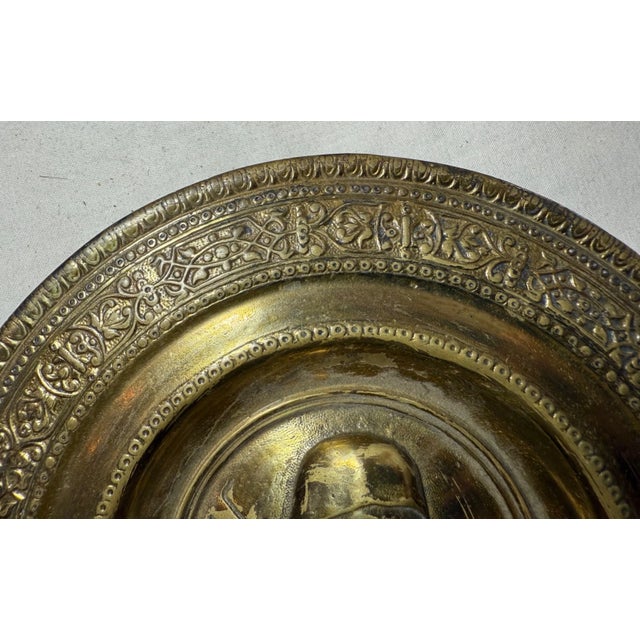1930s High Quality Antique p.v. Thick Brass Relief Portrait Wall Plaque Medallion For Sale - Image 5 of 6