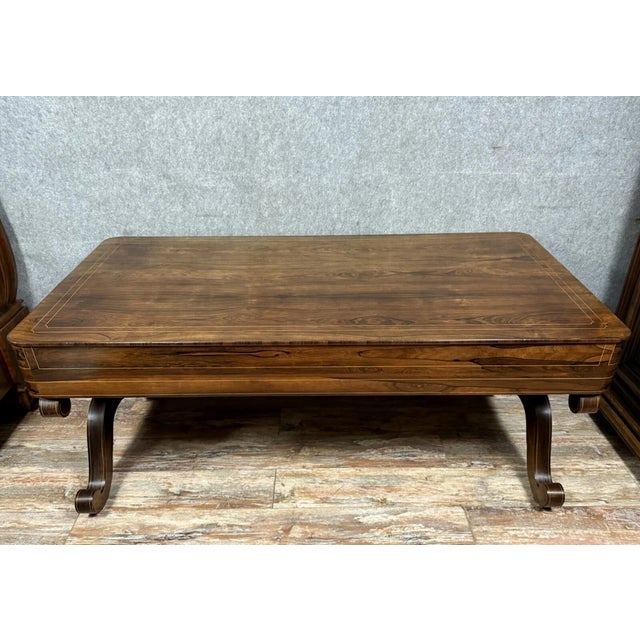 Charles X Center Desk in Rosewood and Lemonwood, 1820, in Good conditions. Designed before 1890