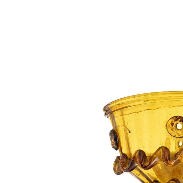 Glass and Crystal - Wall Flower Pot - 19th Century. Made of 19th-century blown glass with embossed decoration. Dimensions:...