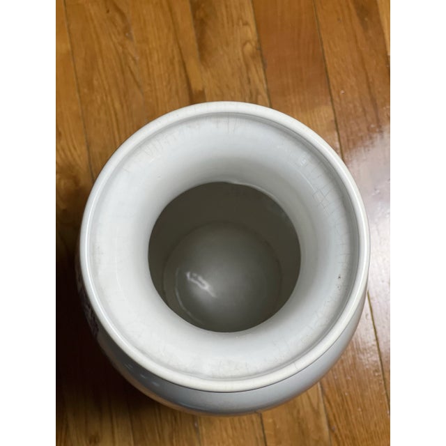 1960s Large Chinese Zhongfeng Mark Blue and White Porcelain Baluster Form Vase For Sale - Image 9 of 11