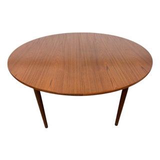 Mid-Century Danish Modern Hans Wegner Round Teak Dining Table - Refinished! For Sale