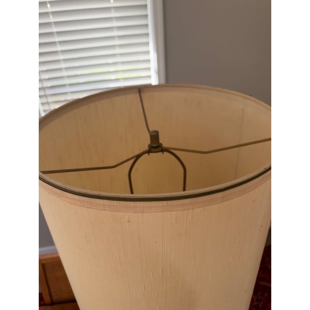Mid-Century Modern 1960s Mid-Century Modern Lava Drip Glaze Ceramic Table Lamp on Walnut Base For Sale - Image 3 of 8