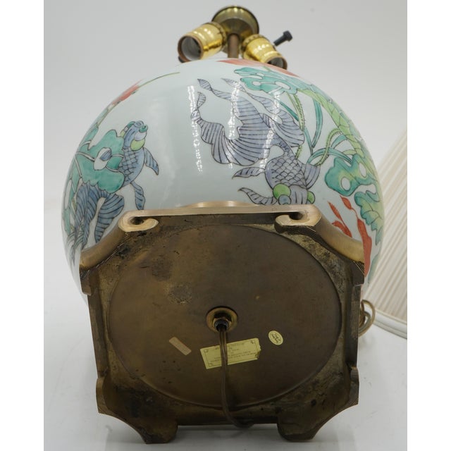 1980s Maitland Smith Oriental Brass & Porcelain Ginger Jar Lamp For Sale - Image 10 of 11