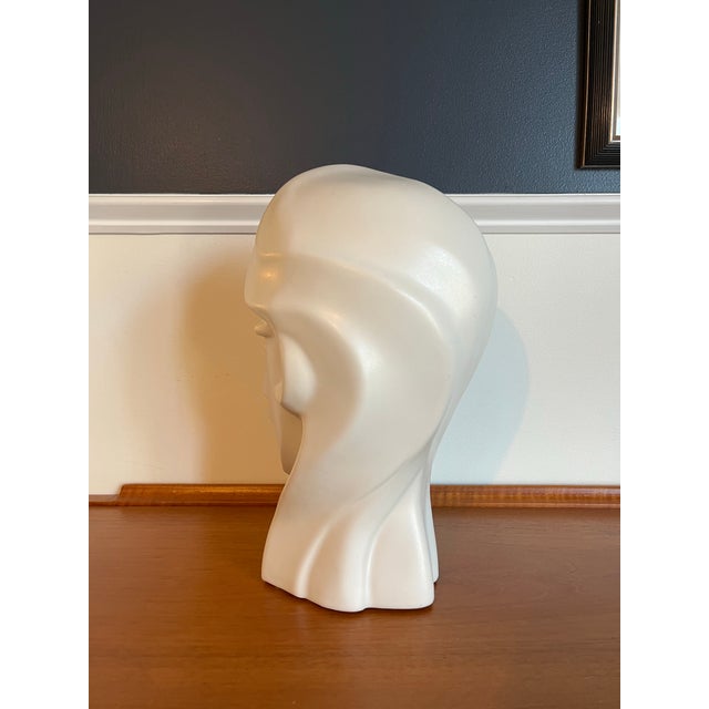 1980s Post Modern Art Deco Bust Harris Potteries For Sale - Image 5 of 8