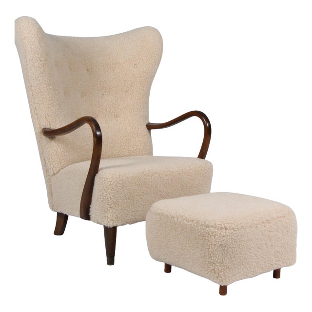 Set of Lounge Chair and Ottoman in Lamb's Wool by Alfred Christensen, 1940s For Sale