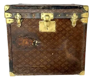 Vintage Aux Etats-Unis Travel Trunk, French Belle Epoque