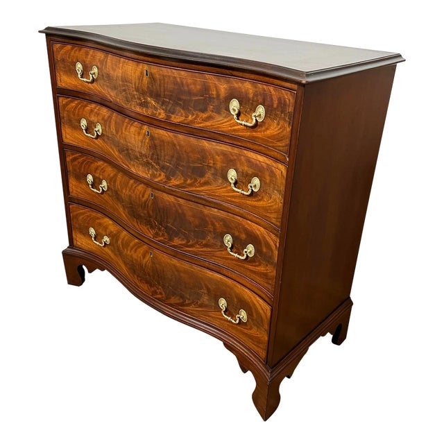 Ca. 1790s Antique George III Serpentine Mahogany Chest of Drawers For Sale