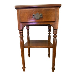 Mid 20th Century Ethan Allen by Baumritter Heirloom Collection Night Stand / Side Table For Sale
