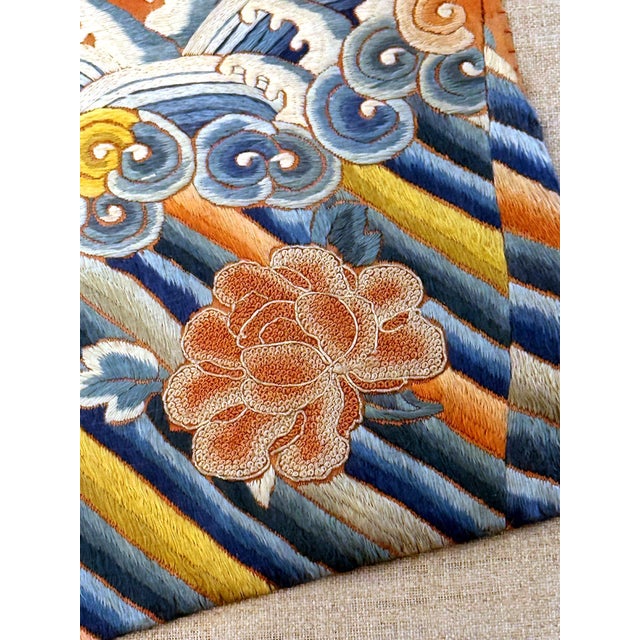 Frame Fine Embroidered Chinese Court Lady Casual Robe Qing Dynasty Provenance For Sale - Image 13 of 18
