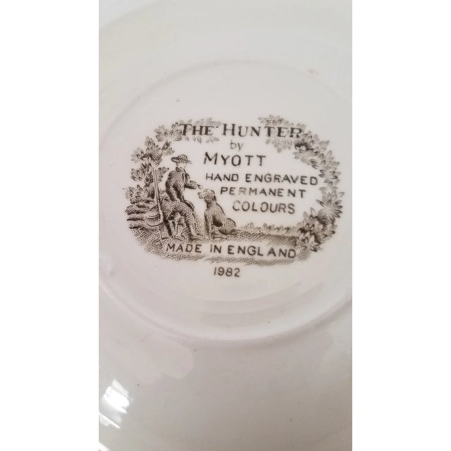 Ceramic 1980s Vintage J&g Meakin " Sulgrave Manor" Porcelain Plate & Vintage "The Hunter" Porcelain Plate by Myott - a Pair For Sale - Image 7 of 8