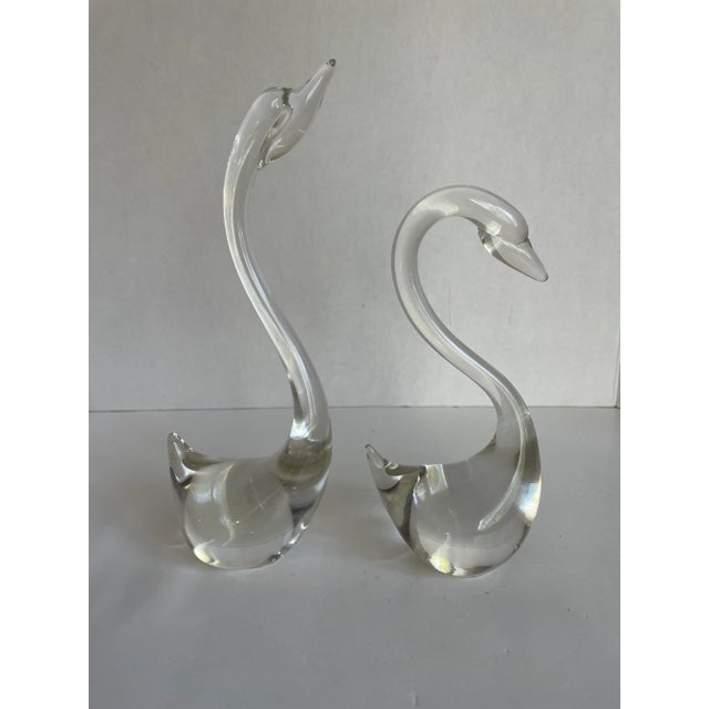 Pair of Hollywood Regency Glass Swans Figurines For Sale - Image 4 of 5