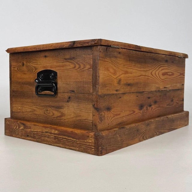 Vintage English Pine Storage Chest For Sale - Image 6 of 12