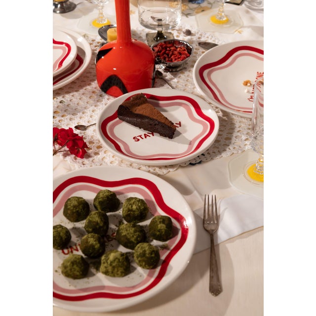 Talk of the Table Artisanal Plate Set- 2 Pieces For Sale - Image 11 of 13