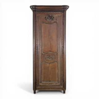 Carved Bonnetière, Pays De Bray, France, 19th Century For Sale