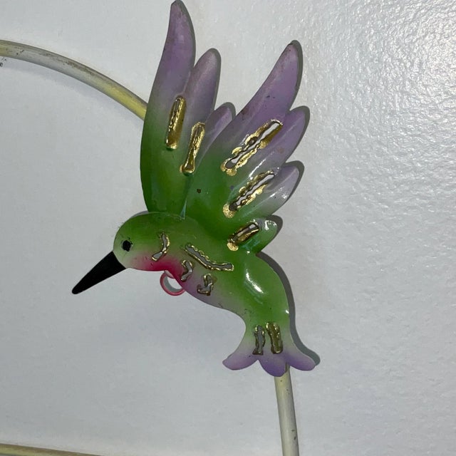 Mid 20th Century Mid 20th Century Italian Tole Wall Pocket-Basket With Hummingbirds. For Sale - Image 5 of 12