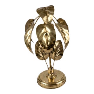1970s Mid-Century Modern Brutalist Brass Floral Table Lamp, Artisan Sculptural Lighting For Sale