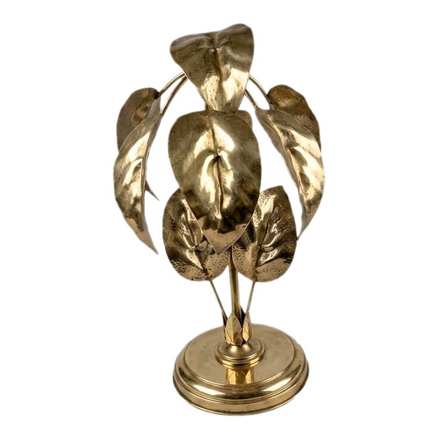 1970s Mid-Century Modern Brutalist Brass Floral Table Lamp, Artisan Sculptural Lighting For Sale
