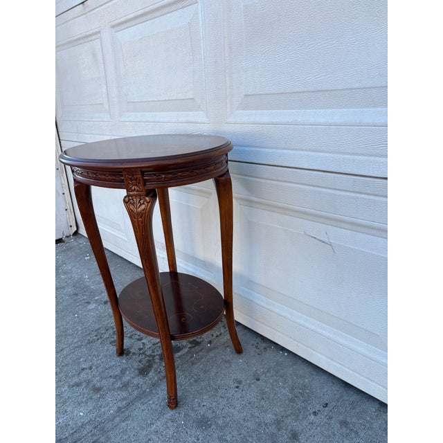 Italian Louis XV Revival Oval Accent Table | Vintage Marquetry Inlaid Side Table | Carved French Provincial End Table | Italy Made Entryway For Sale - Image 9 of 10