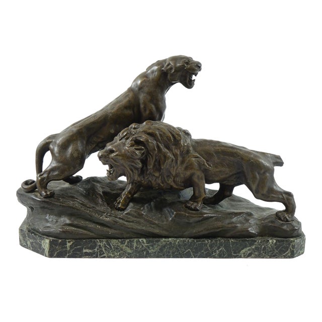 Early 20th Century Roaring Lion and Lioness Sculpture by Thomas Cartier For Sale