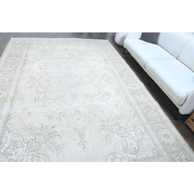 1970s Vintage Persian Handmade Wool Cotton Light Beige Area Rug For Sale - Image 4 of 11