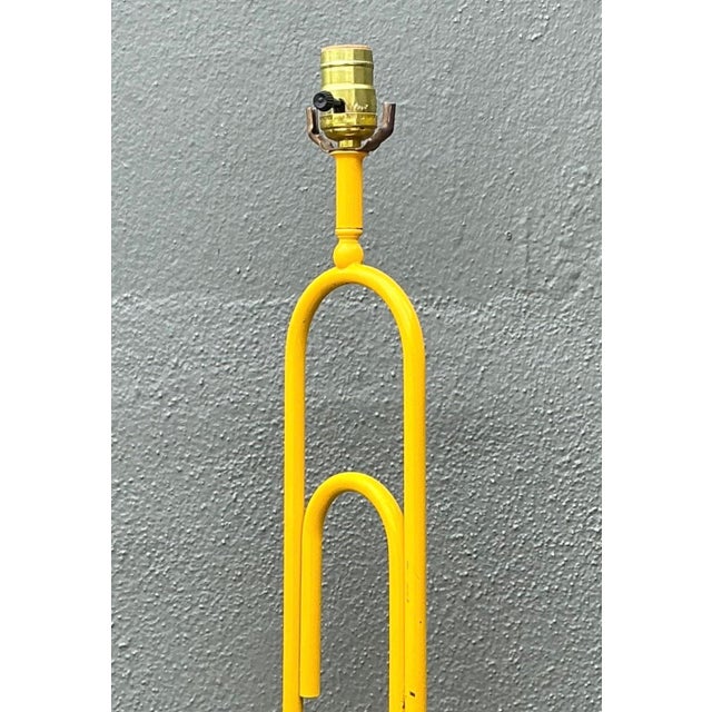 Yellow Vintage Yellow Metal Paperclip Table Lamp For Sale - Image 8 of 13