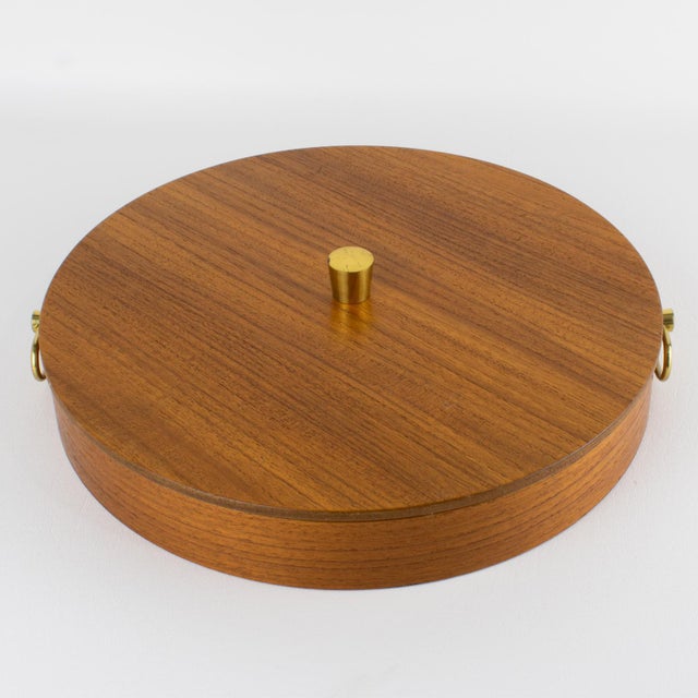 Wood Mid-Century Modern Scandinavian Teak Serving Tray Box, circa 1960 For Sale - Image 7 of 14