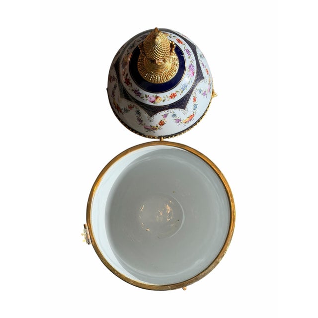 Blue 1980s Large 32" French Style Porcelain Egg Jar With Gilt Ormolu Mounts For Sale - Image 8 of 11