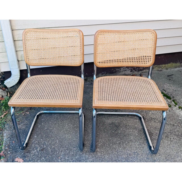 Vintage 1970s Marcel Breuer Cesca Dining Chairs, Set of 4 A classic set of four vintage Cesca dining chairs in the style...