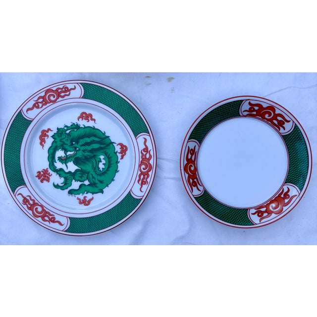 Ceramic 19th-Century Japanese Imari Inspired Decorative Plate Curation- 6 Plates For Sale - Image 7 of 12