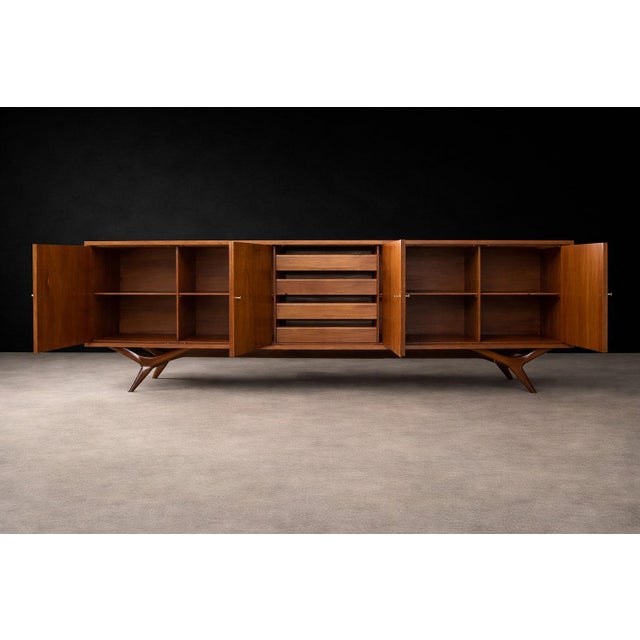1960s Credenza in Solid Caviúna Hardwood by Forma, Brazilian Modern, 1960s For Sale - Image 5 of 11