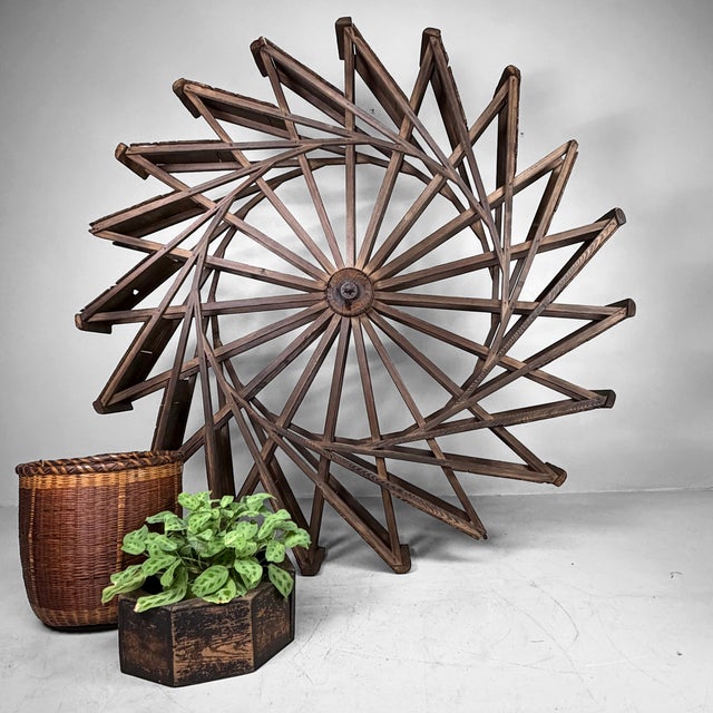 Large Japanese Wooden Suisha Water Wheel Wall Decor, 1900s For Sale - Image 15 of 15