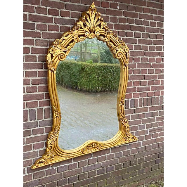 1900s European Rococo Gold Beech Console Wall Mirror - 1 Pc For Sale - Image 4 of 16