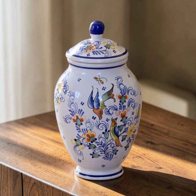 Superb large earthenware pot (can be used as a vase without the lid) / covered vase, signed and entirely hand-painted,...