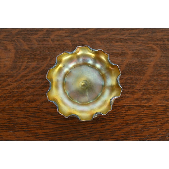 Glass Louis Comfort Tiffany Favrile Iridescent Art Glass Scalloped Bowl For Sale - Image 7 of 12