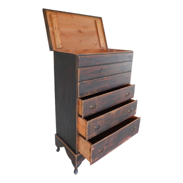 Primitive Shaker Style Paint Distressed New England Blanket Chest by Ezra G 2pc For Sale
