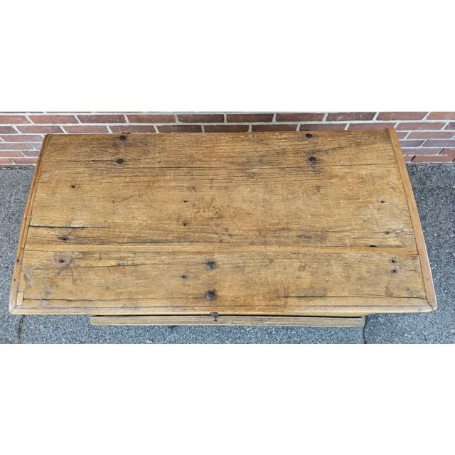 Wood Antique 18th Century Spanish Colonial Mexican Chest Fancy Bermuda Dovetails in Sabino Wood For Sale - Image 7 of 16