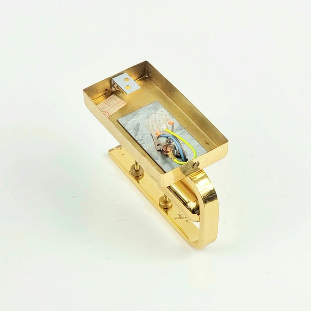 Scandinavian Wall Light in Glass and Brass Leaf by Carl Fagerlund for Orrefors, 1960s For Sale - Image 9 of 11