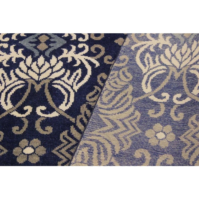 1990s Shabby Chic Modern Blue/Gray Wool & Viscouse Rug - 8'0 X 10'0 For Sale In New York - Image 6 of 8