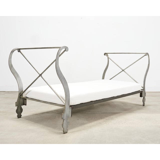 Neoclassical French Neoclassical Directoire Style Iron Sleigh-Form Daybed For Sale - Image 3 of 18