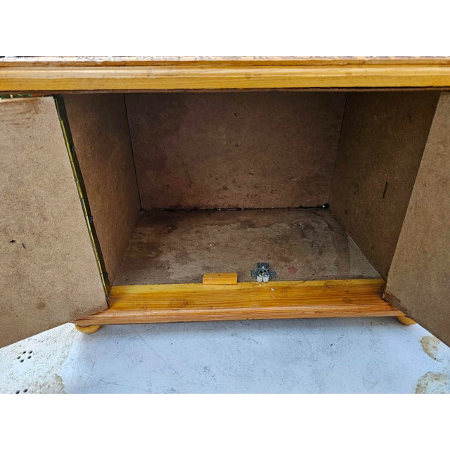 1970s Carved Wooden Box for Relics, 1950s For Sale - Image 5 of 10