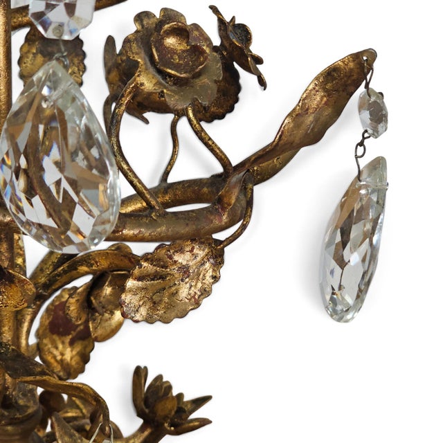 1950s–1960s Marbro Gilt Tole and Crystal Floral Vine Table Lamp For Sale In San Francisco - Image 6 of 10