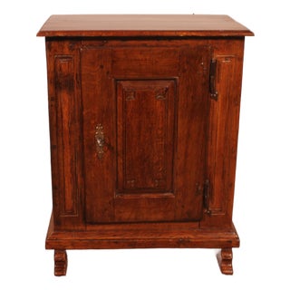 17th-Century Oak Béguinage Cabinet For Sale