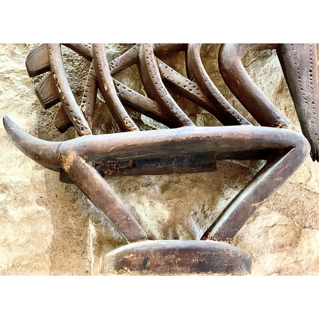 African ‘Ci Wara’ Male Antelope Wood Carved Ceremonial, Tribal Art Headdress of the Bamana Peoples of Mali For Sale - Image 10 of 12