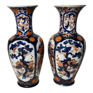 Late 19th Century Pair of Meji Period Imari Vases For Sale