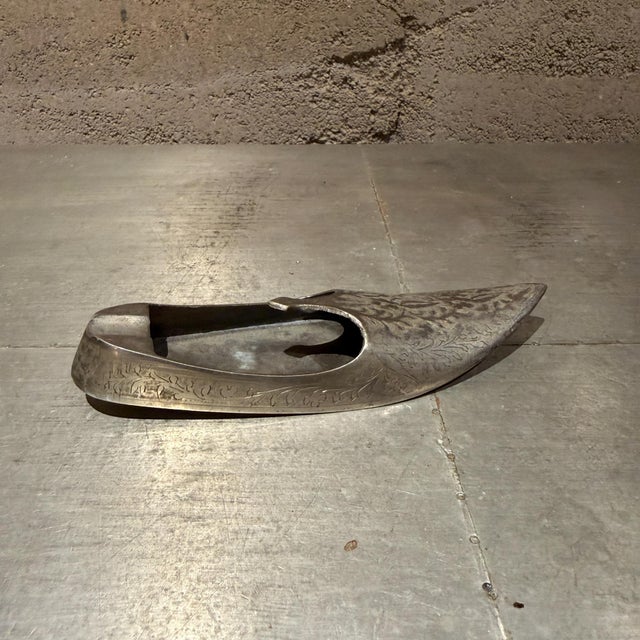 Vintage Indian-Style Slipper Ashtray Silver-Plated Brass For Sale In San Diego - Image 6 of 10