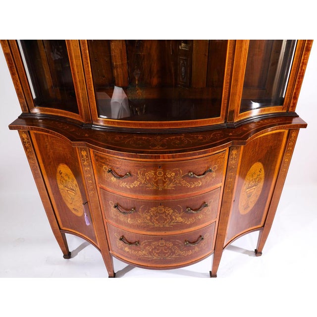 Antique 19th Century Marquetry Serpentine Display Cabinet from Edwards & Roberts For Sale - Image 11 of 18