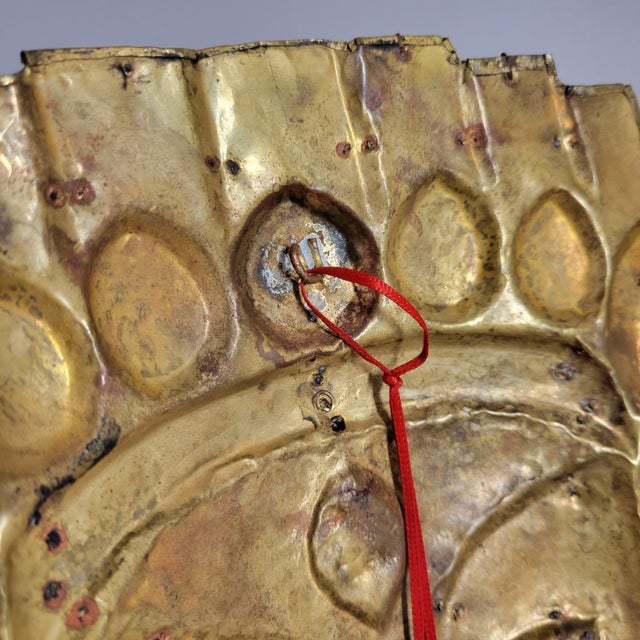 1980s Vintage Nepalese Elephant Ganesh Wall Mask With Gold Gilt, Red & Turquoise Glass Inlay For Sale - Image 5 of 7