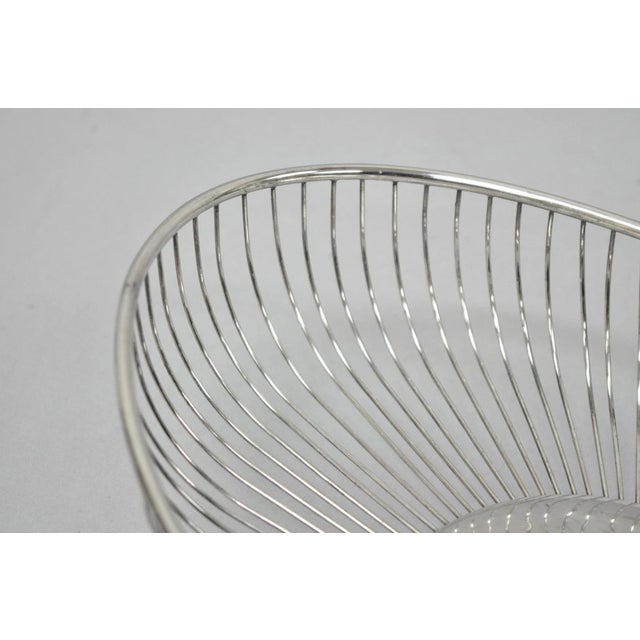 Late 20th Century Vintage Mid Century Modern Eales Italy Silver Plated Wire Fruit Bread Basket For Sale - Image 5 of 10