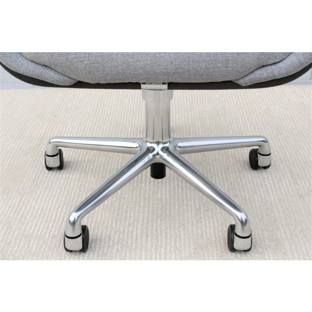 Contemporary Scott Wilson for Coalesse Sw_1 Swivel Conference Chairs - Set of 4 For Sale - Image 9 of 13